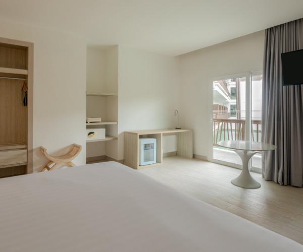 Superior Deluxe Cama King